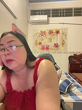 Snapshot of NDith chatting on 17, 2, 2026 NDith online show from 17, 2, 2026