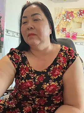 Snapshot of NDith chatting on 9, 4, 2026 NDith online show from 9, 4, 2026