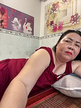 Snapshot of NDith chatting on 14, 4, 2026 NDith online show from 14, 4, 2026