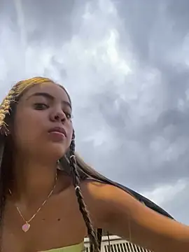 Snapshot of NAUGHTY_LITTLE_18 chatting on 19, 12, 2024 NAUGHTY LITTLE 18 online show from 19, 12, 2024