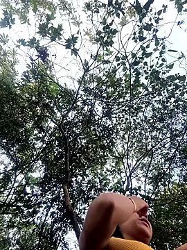 Snapshot of NAUGHTY_LITTLE_18 chatting on 7, 10, 2025 NAUGHTY LITTLE 18 online show from 7, 10, 2025