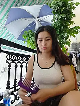 Snapshot of lyna_bl chatting on 31, 5, 2026 lyna bl online show from 31, 5, 2026