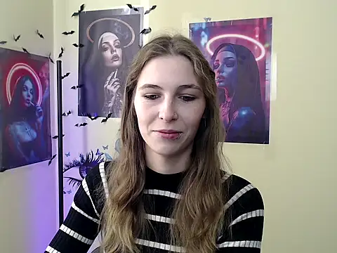 StrangerGi online show from 4, 10, 2025