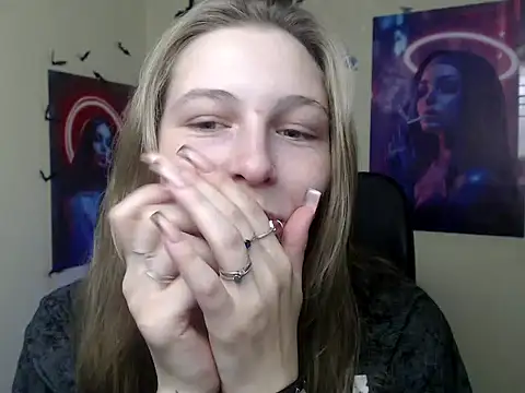 Snapshot of StrangerGi chatting on 14, 5, 2026 StrangerGi online show from 14, 5, 2026