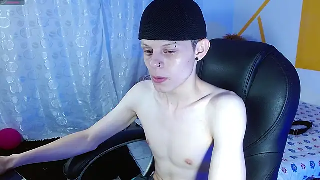 Snapshot of Matthew_Boy_ chatting on 14, 12, 2024 Matthew Boy online show from 14, 12, 2024