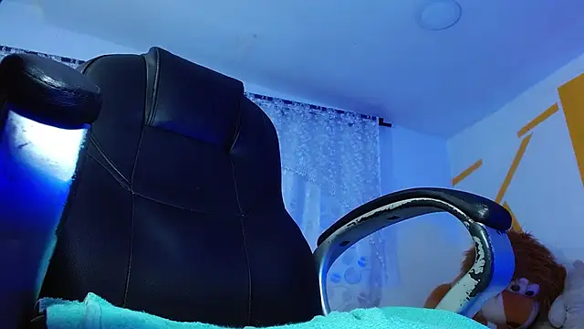 Snapshot of Matthew_Boy_ chatting on 19, 12, 2024 Matthew Boy online show from 19, 12, 2024