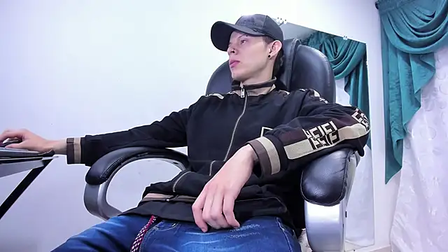 Snapshot of Matthew_Boy_ chatting on 23, 1, 2025 Matthew Boy online show from 23, 1, 2025