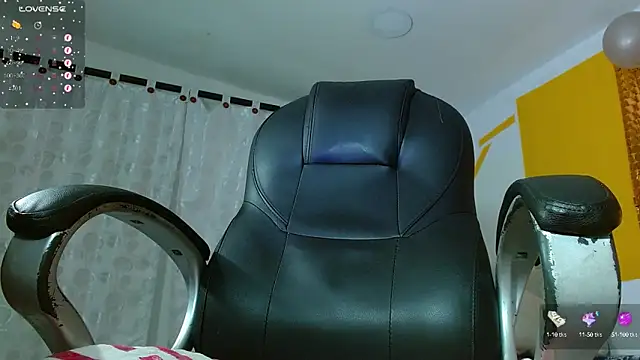 Snapshot of Matthew_Boy_ chatting on 28, 1, 2025 Matthew Boy online show from 28, 1, 2025