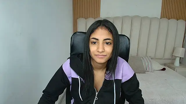 shaneelle online show from 2, 4, 2026