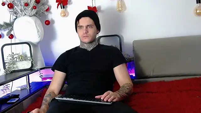 Snapshot of CarterCole chatting on 7, 1, 2025 CarterCole online show from 7, 1, 2025