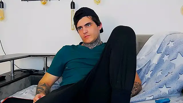 Snapshot of CarterCole chatting on 6, 1, 2026 CarterCole online show from 6, 1, 2026