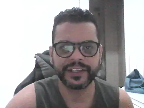 HornyBeachBoyBR online show from 3, 8, 2026