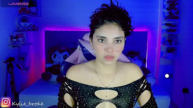 Snapshot of Kylie_brokee chatting on 1, 2, 2025 Kylie brokee online show from 1, 2, 2025