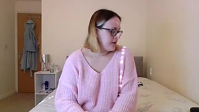 ScarletMae online show from 27, 1, 2025