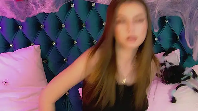 AliceMoreno online show from 28, 10, 2025