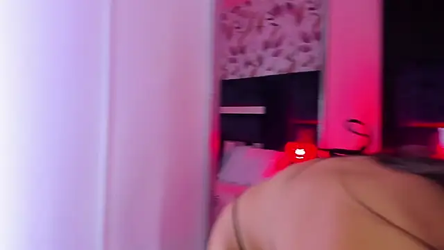 AmmyJones  online show from 17, 2, 2025