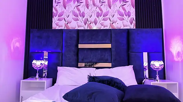 AmmyJones  online show from 25, 2, 2025