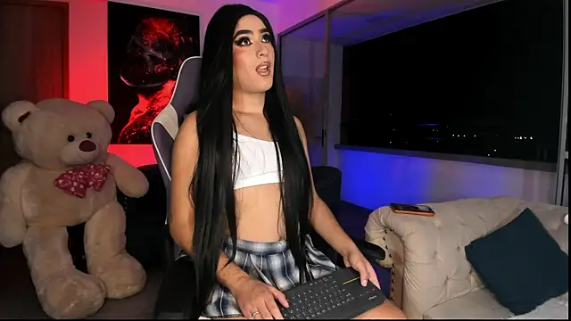 Snapshot of miss_sophie98 chatting on 17, 11, 2025 miss sophie98 online show from 17, 11, 2025