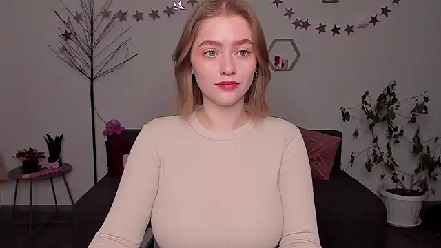 AidaPerry online show from 28, 12, 2024