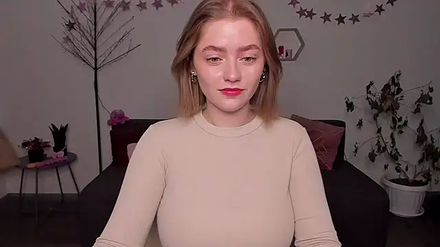 AidaPerry online show from 28, 12, 2024