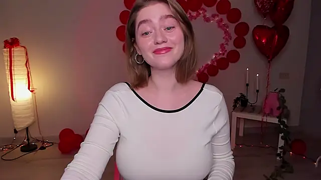 AidaPerry online show from 23, 2, 2025