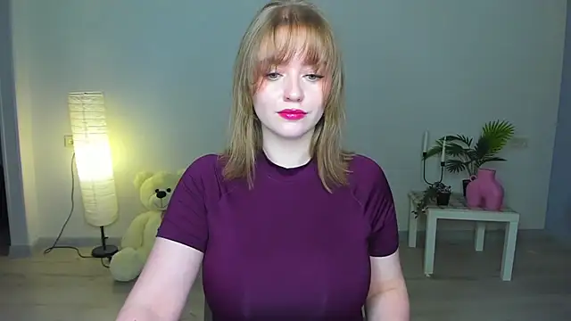 AidaPerry online show from 10, 9, 2025