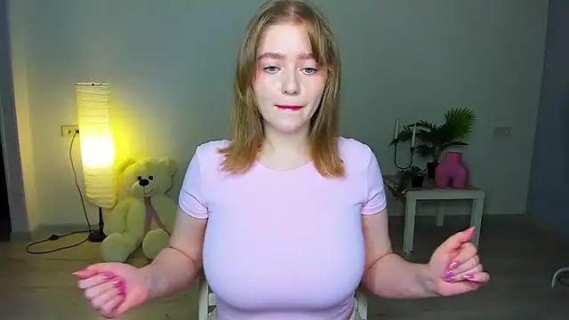 AidaPerry online show from 8, 10, 2025