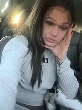 ImCarolinaCutiexxx online show from 24, 10, 2025