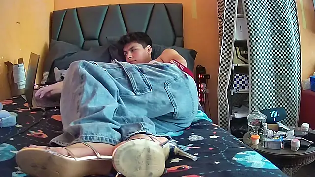 Snapshot of diegotorresd2312 chatting on 25, 3, 2026 diegotorresd2312 online show from 25, 3, 2026