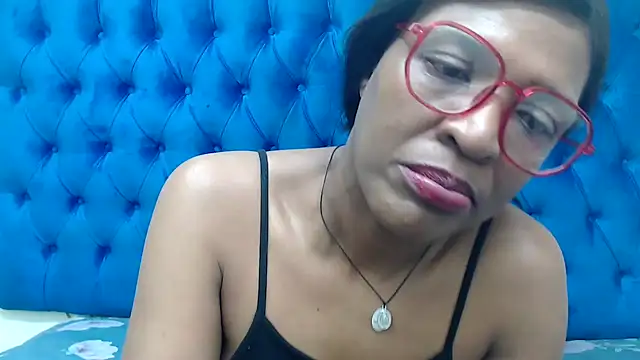 Snapshot of SpicyQueenxxxx chatting on 11, 3, 2026 SpicyQueenxxxx online show from 11, 3, 2026