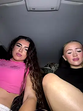 Snapshot of PrincessMegUK chatting on 28, 11, 2025 PrincessMegUK online show from 28, 11, 2025