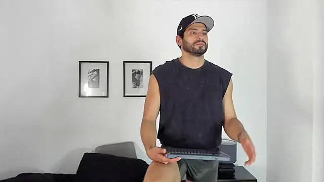 Snapshot of Dereck_vega chatting on 25, 9, 2025 Dereck vega online show from 25, 9, 2025