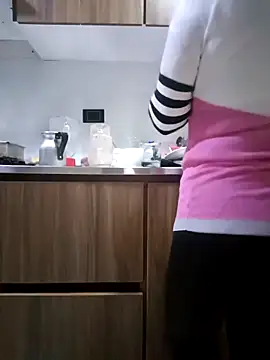 coral smitth online show from 1, 11, 2025