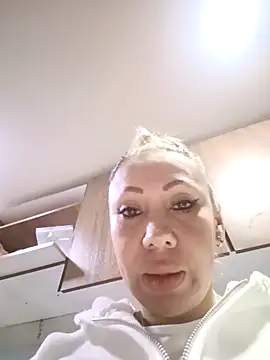 coral smitth online show from 13, 2, 2026