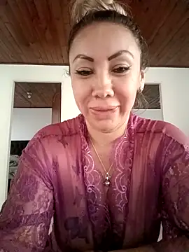 coral smitth online show from 15, 4, 2026