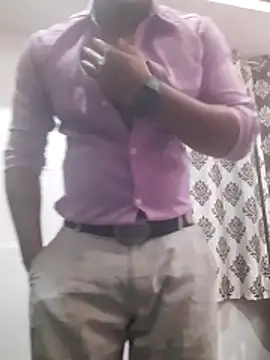 Snapshot of Guyinshortss chatting on 14, 2, 2026 Guyinshortss online show from 14, 2, 2026