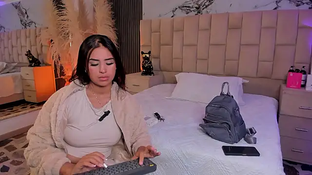 EmmaTorres  online show from 1, 2, 2026