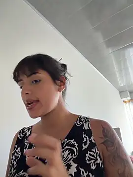 EmmaTorres  online show from 17, 6, 2026