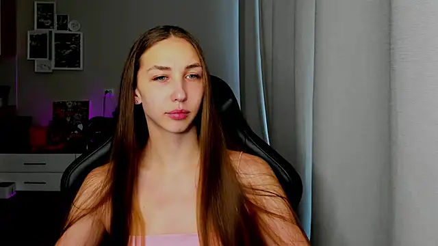 Snapshot of Sm0ly chatting on 29, 6, 2026 Sm0ly online show from 29, 6, 2026