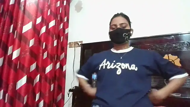 Snapshot of mariyaqueen chatting on 11, 3, 2025 mariyaqueen online show from 11, 3, 2025