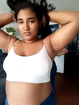 samanthaeliott22 online show from 21, 3, 2025