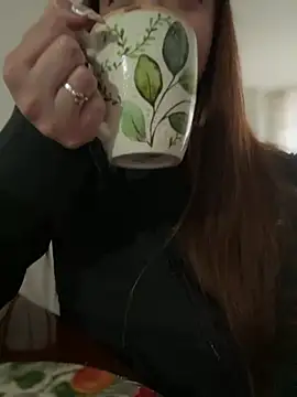 Cloew Marz online show from 2, 2, 2025