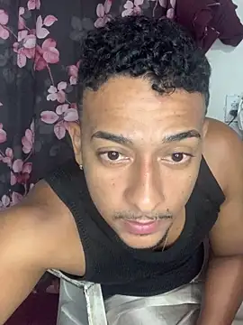 Snapshot of outropirocudo chatting on 17, 6, 2026 outropirocudo online show from 17, 6, 2026