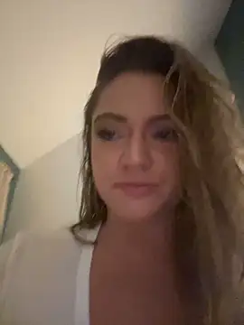 Snapshot of ToniVice chatting on 6, 10, 2025 ToniVice online show from 6, 10, 2025