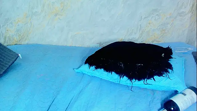 Mia candy 0 online show from 27, 2, 2026