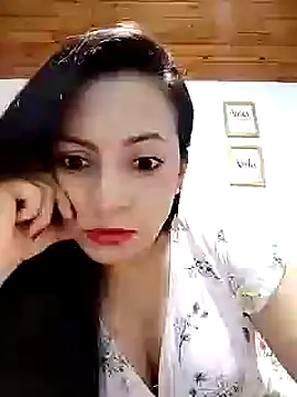 Snapshot of anaruiz_ chatting on 14, 2, 2025 anaruiz online show from 14, 2, 2025