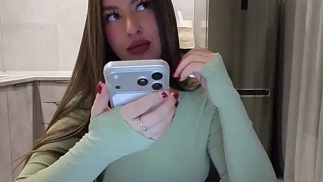 Snapshot of Cinderella____ chatting on 2, 3, 2026 Cinderella online show from 2, 3, 2026