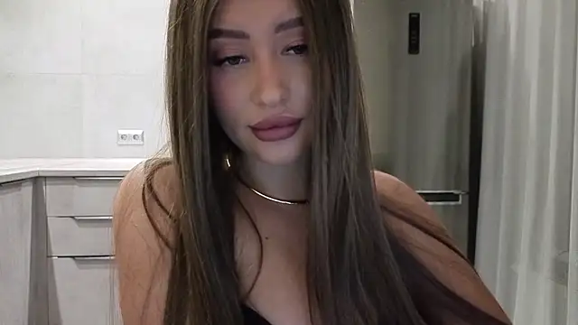 Snapshot of Cinderella____ chatting on 7, 4, 2026 Cinderella online show from 7, 4, 2026