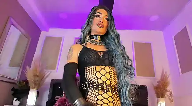 queen satin online show from 11, 3, 2025