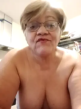 Madrastrahot69 online show from 10, 3, 2026